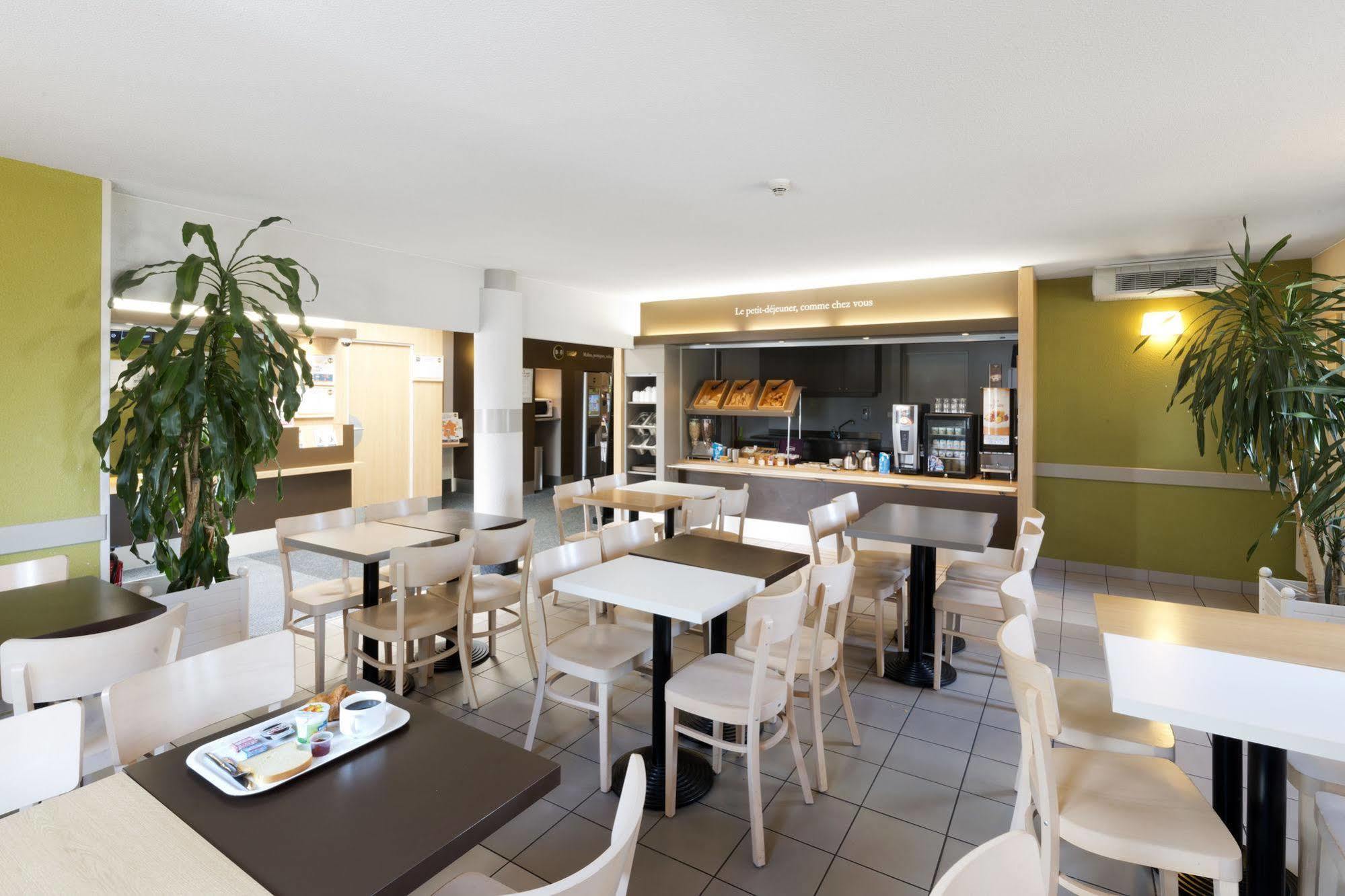 B&B Hotel Nantes Reze St Sebastien แซ็งต์-เซบาสเตียง-ซูร์-ลัวร์ ภายนอก รูปภาพ